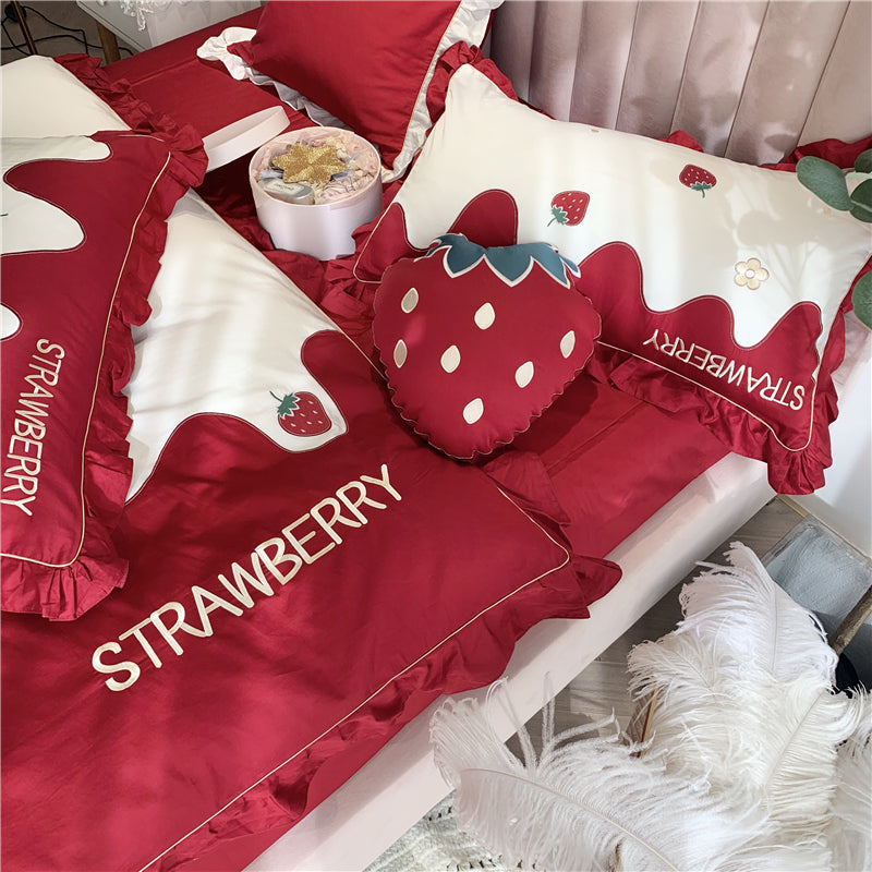 Cream Strawberry Pure Cotton Seven-Piece Ruffled Bed Set - Harmony Gallery