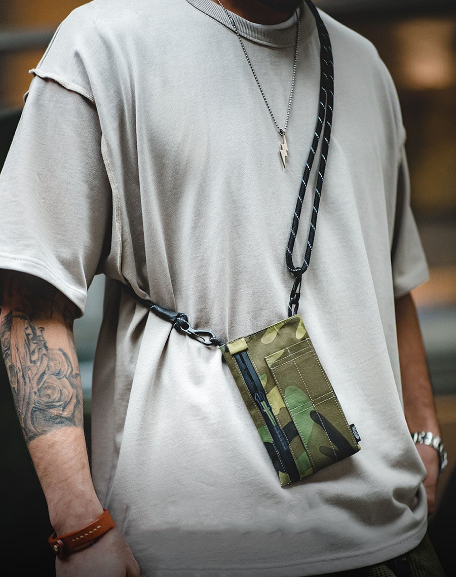 Retro camouflage vertical shoulder hand pocket Men's Bag - Harmony Gallery
