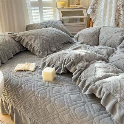 Autumn and Winter Velvet Four-Piece Double-Sided Bed Set - Harmony Gallery