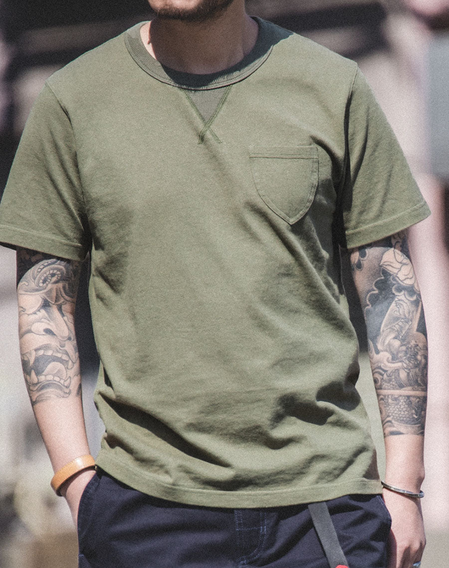 American Army Green Inverted Triangle Pocket Men's T-Shirt - Harmony Gallery